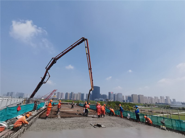 吴淞江工程（上海段）西段-G1503高速公路桥大修工程持续施工.jpg