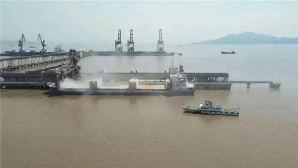 湖北港口.jpg