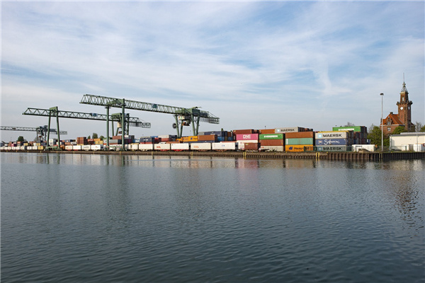 port-5052048_1280.jpg